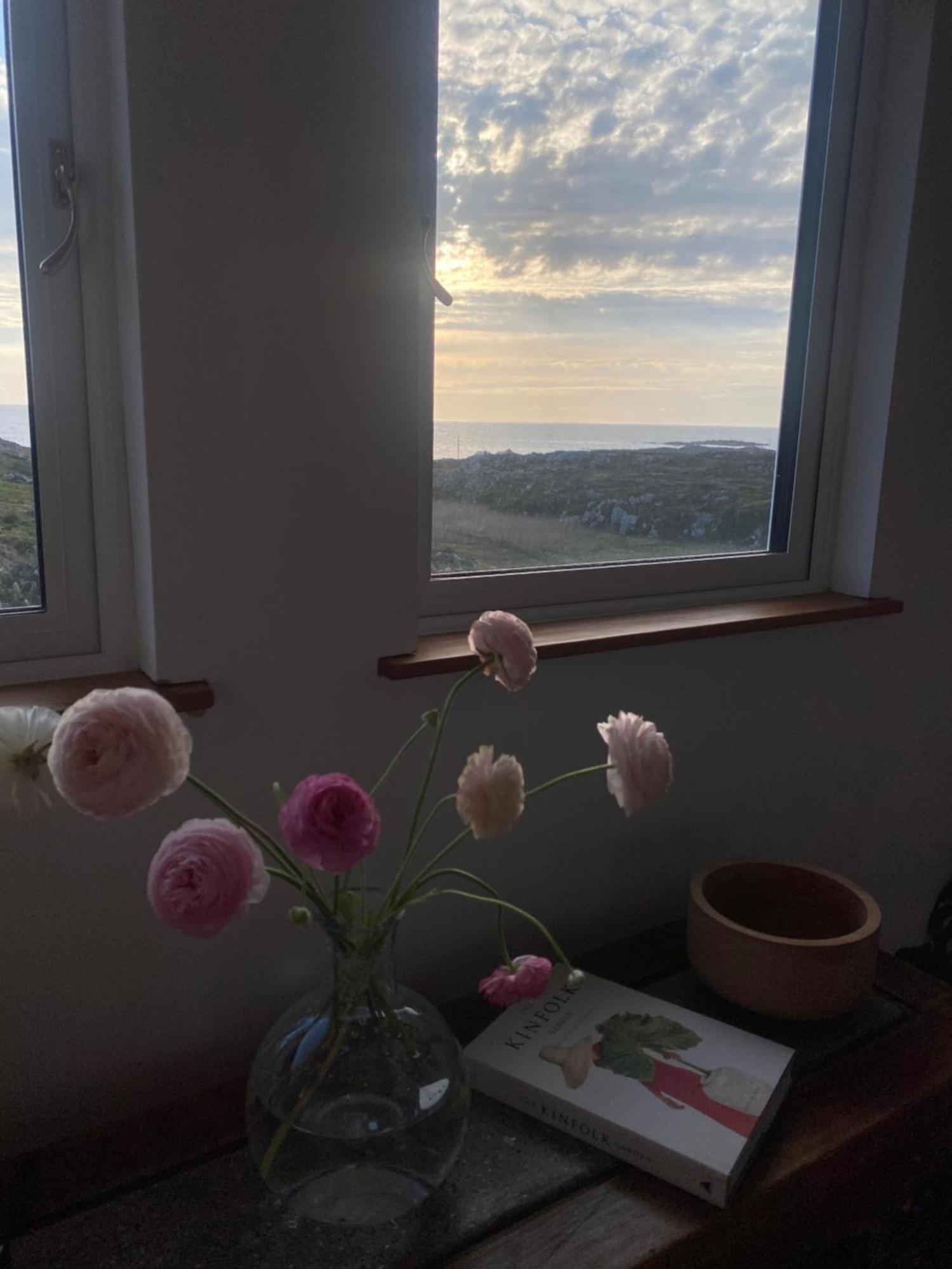 Appartement Furthest Point West à Galway Extérieur photo